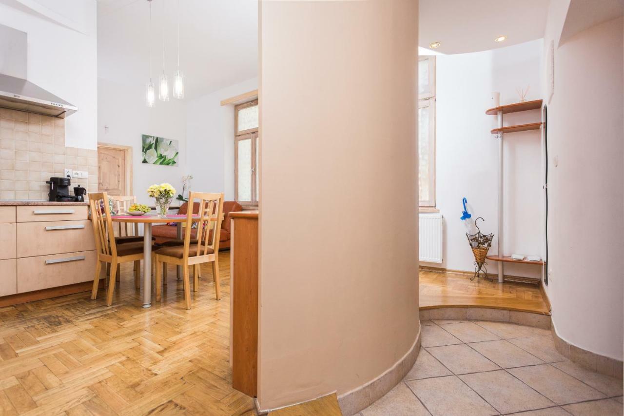 Apartament Avanti Cracóvia Exterior foto
