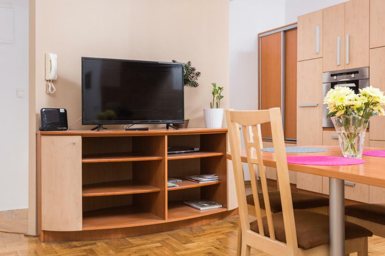 Apartament Avanti Cracóvia Exterior foto